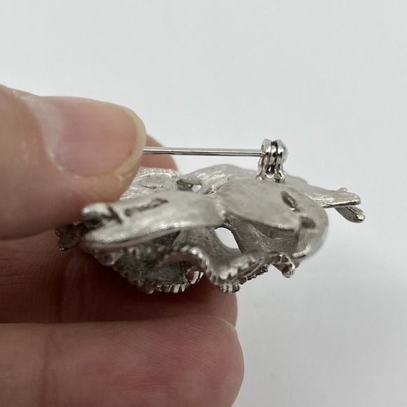 Vtg Signed Corocraft Enamel Chrysanthemum spider mum Silver flower brooch 2" - Picture 8 of 9